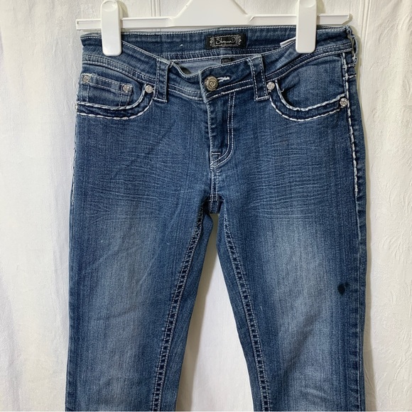 True Religion y2k Jeans low Rise Size 27 bedazzled Pocket - Picture 5 of 12